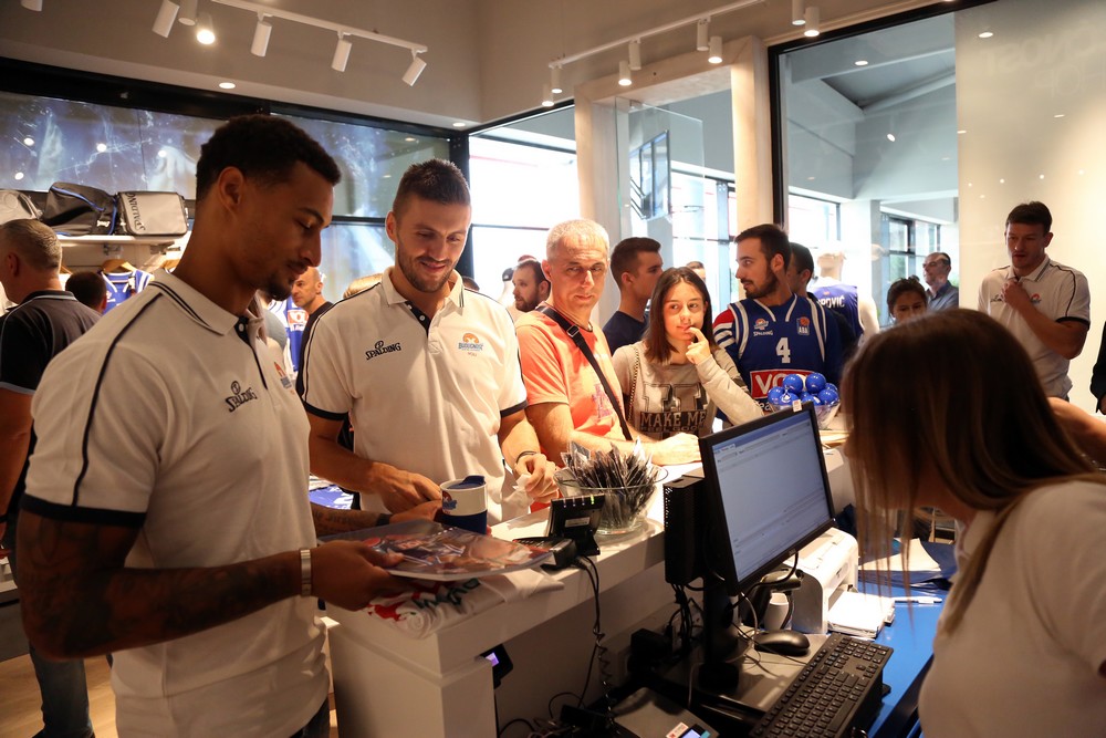 Fan Shop